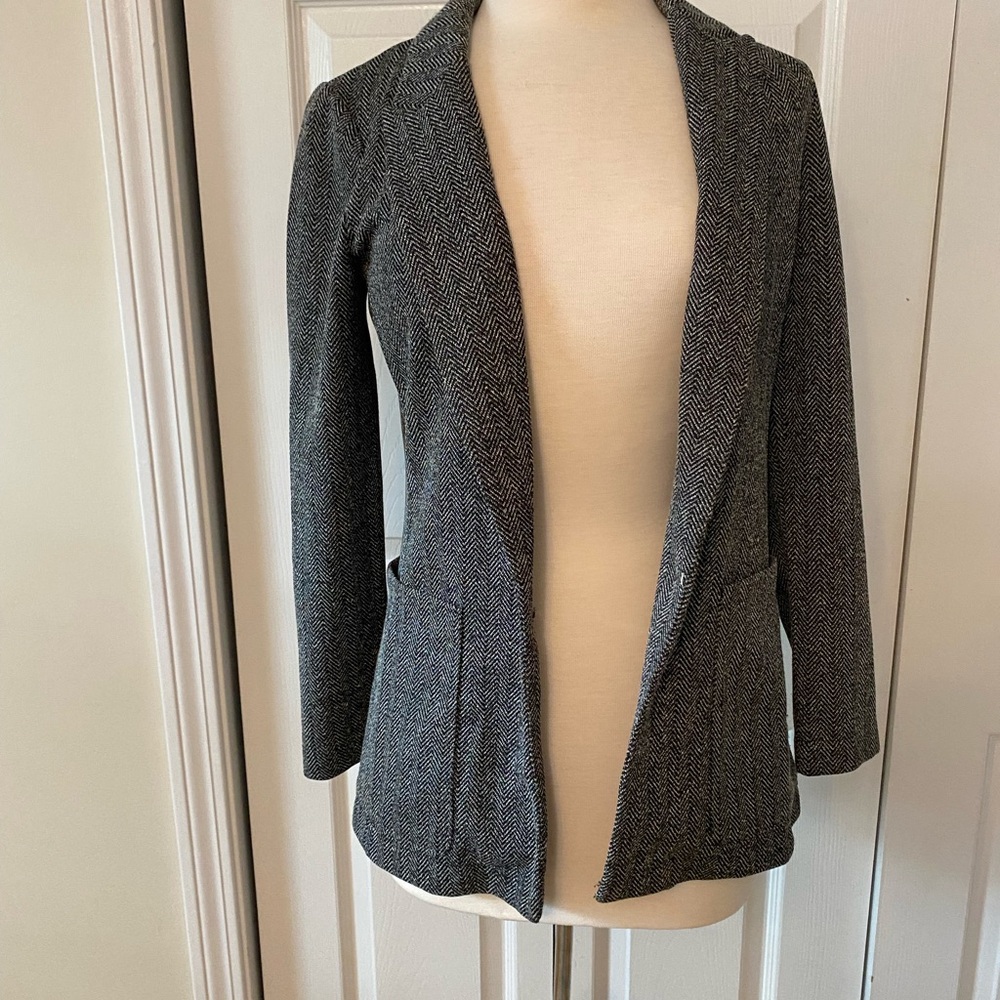 Tailored Herringbone Women's Blazer Jacket - Gray